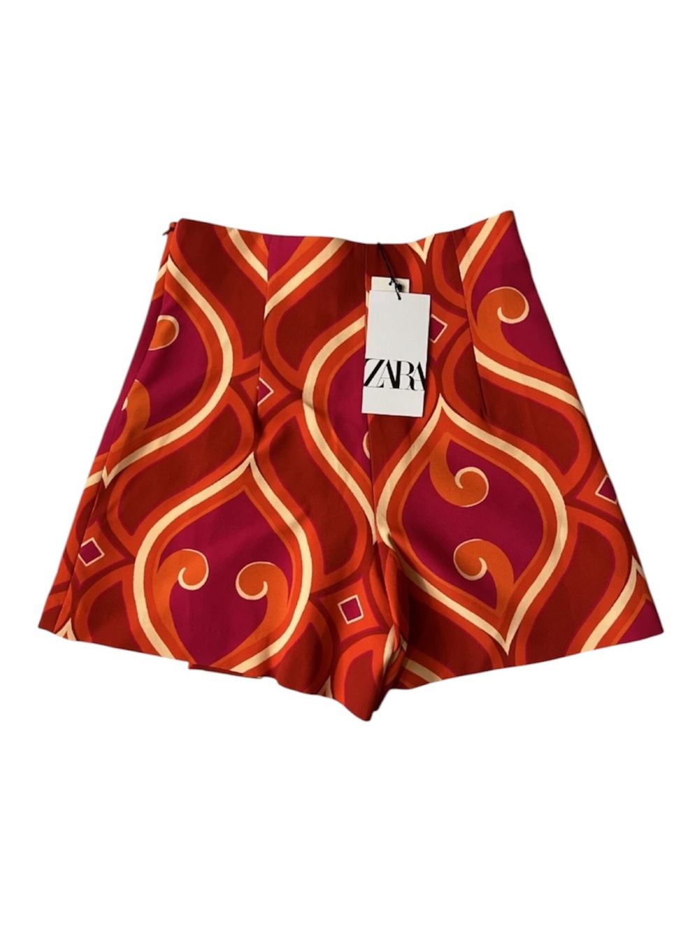 ZARA Red/Orange/Pink Geometric High-Waisted Shorts Bermuda  Sz M